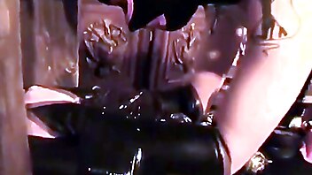 Scene femdom, mistress lezdom sex slave, dominatrix latex ass, lesbian latex domina, mistress fantastic, obedient lesbian slave